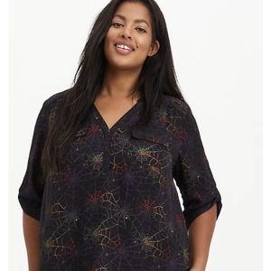 Torrid Harper Georgette 3/4 Sleeve Pullover Blouse Spiderweb